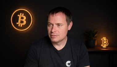 Expert Analyst Announces That Bitcoin Is at a Critical Turning Point