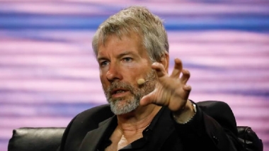 Buy or Sell? What Michael Saylor’s Cryptic New Tweet Means for Bitcoin