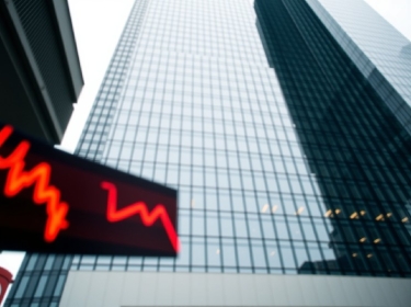 TD Cowen Slashes Nakamoto Price Target by 58% on Bitcoin Weakness, Leverage Concerns
