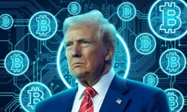 Trump Sparks Another Crypto Push: “I’m a Big Fan” – Trump Signals He Might Add BTC to His Accounts