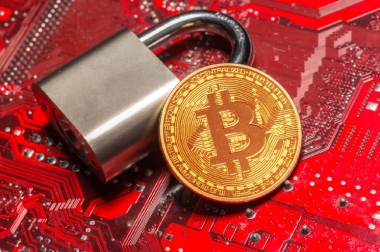 Who Really Controls Bitcoin? Saylor Speaks Out Amid Spam Filters and Wallet Freezes Controversy