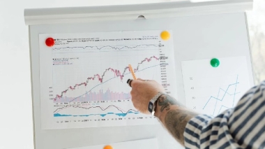 Bitcoin ETFs Approach New Highs, Says Eric Balchunas