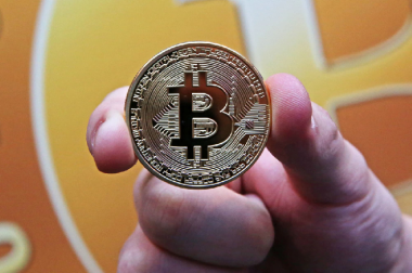 Expert Analyst Issues Warning on Bitcoin – “Seller Exhaustion Indicator Sounds the Alarm”