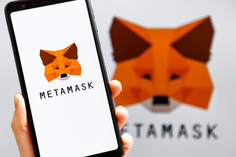 MetaMask security incident triggers mass Ethereum validator exits